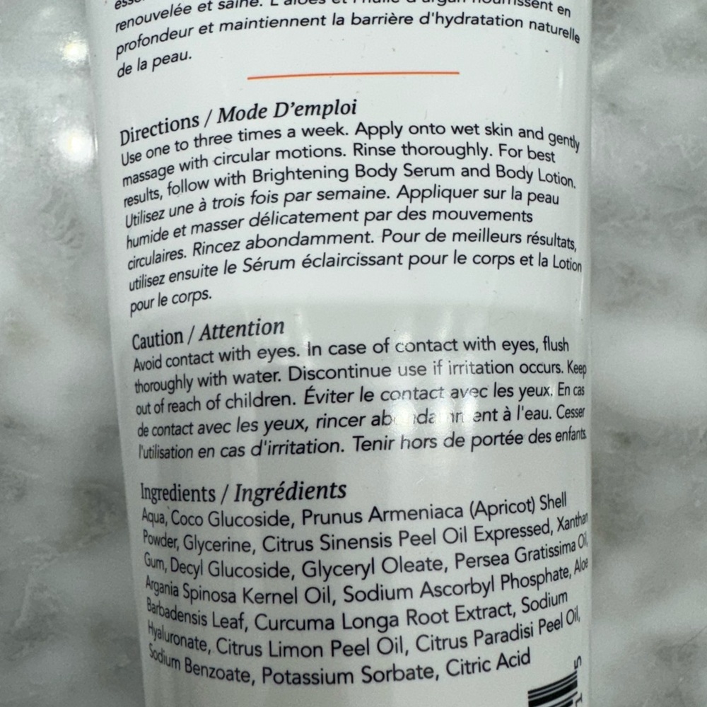NWT Scentuals Brightening Body Scrub Vitamin C & Hyaluranic Acid 200ml/6.76fl oz - Picture 6 of 7